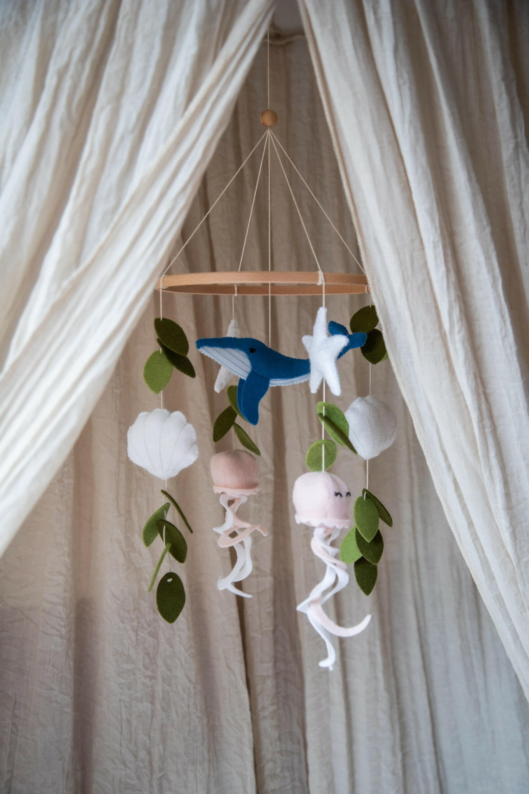 Zeedieren-mobiel-bed-box